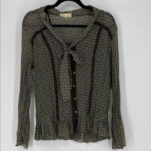 CATHAYA Tie-Neck Blouse in CHOCOLATE BROWN LACE CHAIN LINK PRINT BLOUSE‎ & CAMI
